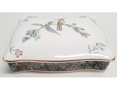 The Curio Collection (A993) - Lot 1039