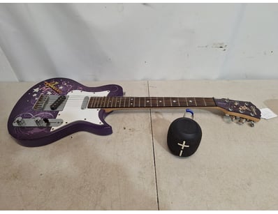 1 x WASHBURN 6 string Hannah Montana purple electr...