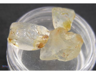 17CT AUSTRALIAN ROUGH TOPAZ        

Condition: Go...