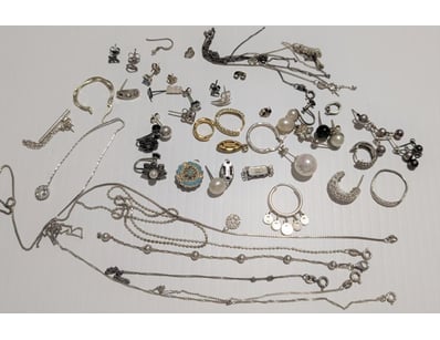 UNRESERVED Affordable Jewellery (A1004) - Lot 115