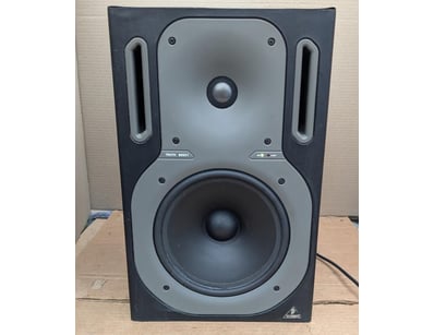 Home Entertainment, Audio & Computers (A1000) - Lot 874