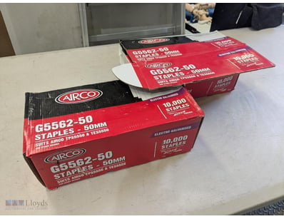 Airco Staples, G5562-50

Sold as lot

