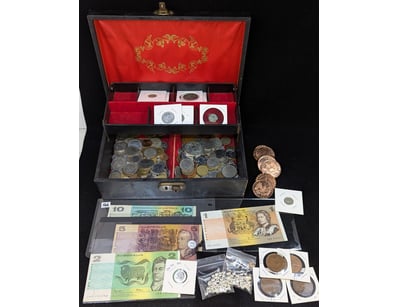 Curios & Collectables (A976) - Lot 1091