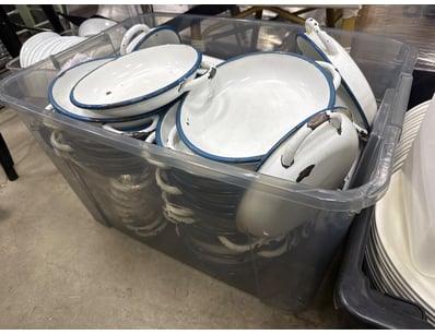 Box Lot of Metal Oven Bowls, 

Sold as lot


