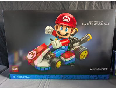 **UNRESERVED** LIFETIME COLLECTION OF LEGO PART... - Lot 207