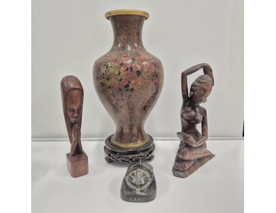 Antique & Vintage Showcase (A979) - Lot 5602