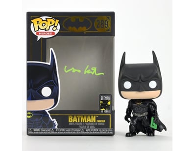 Iconic Memorabilia (A978) - Lot 135