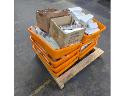 Bulk lot of catering cutlery and flatware comprisi...