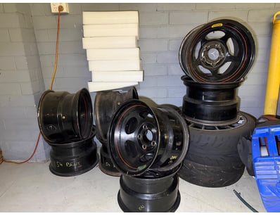 Dream Racing Team Workshop Closure (VICA1000) - Lot 98