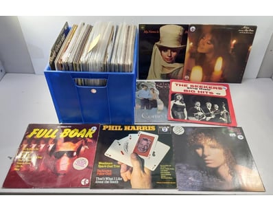 Gadgets, Music & Pastimes (SAA982) - Lot 4409