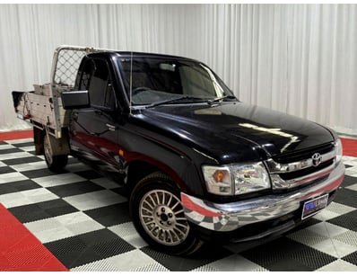 <b>2001 Toyota Hilux LN147R Single Cab Chassis - S...