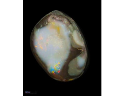 7.8 CARATS MINTABIE BLACK OPAL   

Dimensions: 15 ...