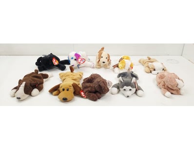 The Curio Collection (A979) - Lot 8214