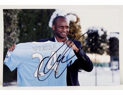 PATRICK VIERA HAND SIGNED MANCHESTER CITY EPL SOCC...