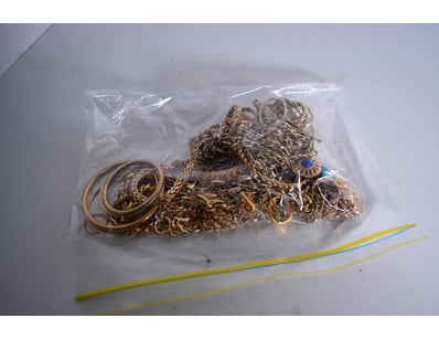 UNRESERVED Affordable Jewellery (A999) - Lot 303