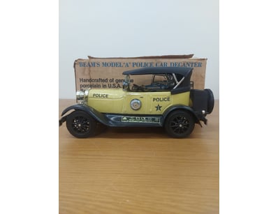 Mancave & Memorabilia (A1007) - Lot 463