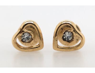 HEART EARRINGS


583010+112


