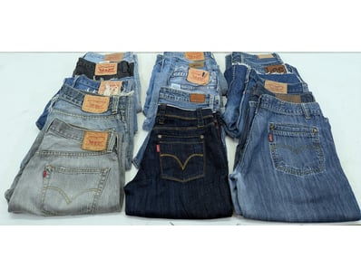 Entire Vintage Clothing Store Liquidation (ON11... - Lot 348