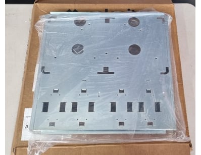 Home Entertainment, Audio & Computers (SA976) - Lot 4817