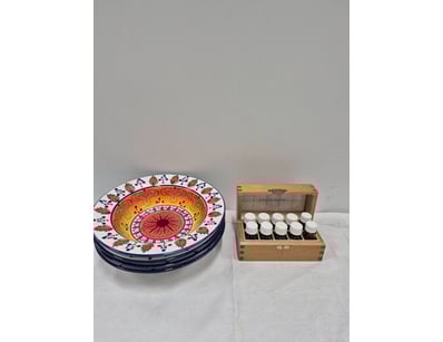 Curios & Collectables (A977) - Lot 7562