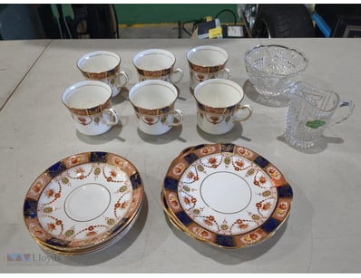 Vintage porcelain tea service collection. Qty to b...