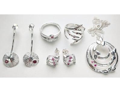 Affordable Jewellery Market (A997) - Lot 611