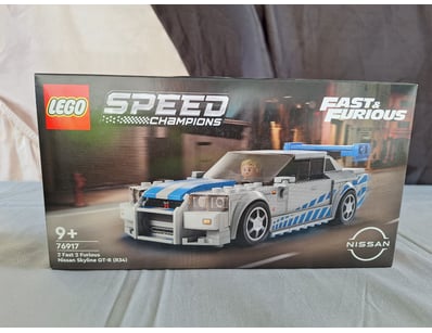 **UNRESERVED** LIFETIME COLLECTION OF LEGO PART... - Lot 172