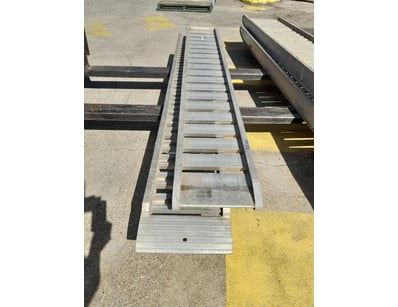 BRISBANE Earthmoving Hire Company Business Closu... - Lot 55