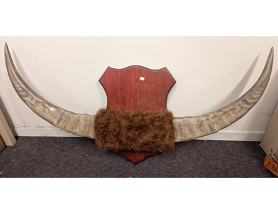 Antiques, Vintage & Interior Treasures (A1008) - Lot 606