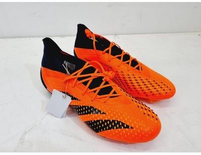 Major Brand Apparel & Footwear Liquidation Even... - Lot 120