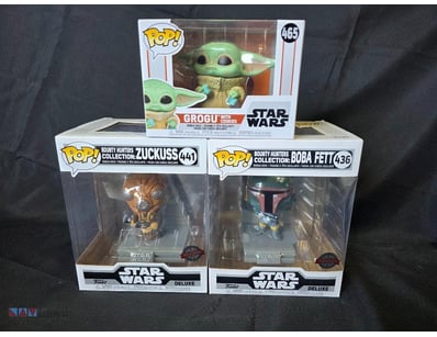 FUNKO POP STAR WARS COLLECTION - GROGU WITH COOKIE...
