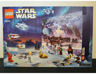 UNRESERVED COOKIES LIFETIME COLLECTION OF LEGO ... - Lot 581