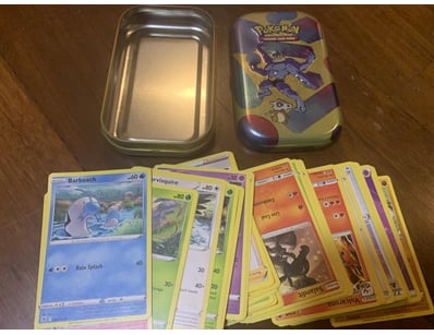 UNRESERVED Trading Cards (A981) - Lot 2105