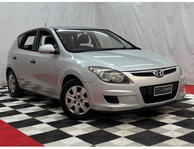 Passenger, Luxury & Commercial Vehicles Auction - Lot 1000