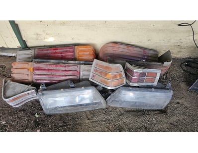 Assorted car lights

Sold as lot

Onsite

Locati...