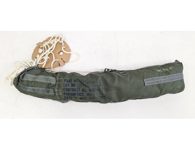 VINTAGE MILITARY PARACHUTE DEPLOYMENT BAG WITH WOO...