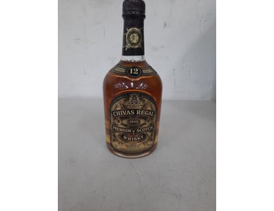 Chivas regal, premium scotch whisky, 40% ALC/VOL, ...