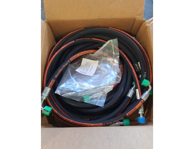 Assorted airhoses and fittings

