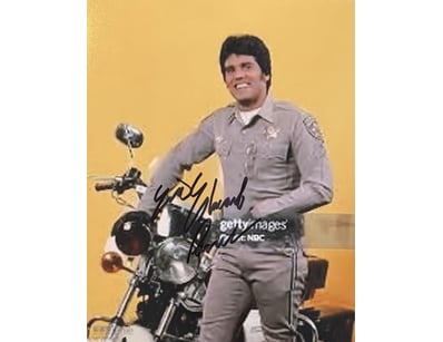 CHIPS' ERIK ESTRADA SIGNED PHOTO

Erik Estrada Per...