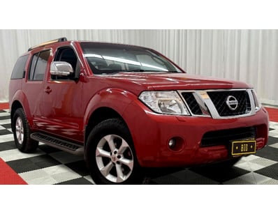 <b>2012 Nissan Pathfinder Ti - Maroon - 172,895km ...