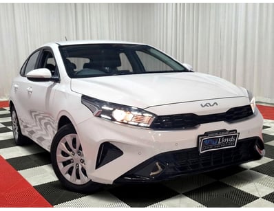 <b>2024 Kia Cerato BD S Hatch - White - 19,752km -...