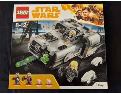 **UNRESERVED** COOKIE'S LIFETIME COLLECTION OF ... - Lot 652