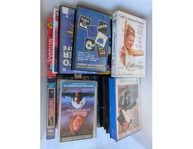 Collection of VHS Tapes Including Brave Heart, A P...