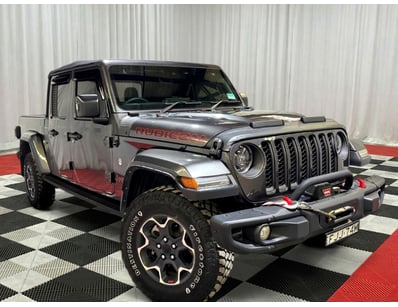 <b>2023 Jeep Gladiator JT Rubicon - Grey - 38,364k...