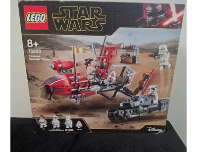 **UNRESERVED** COOKIE'S LIFETIME COLLECTION OF ... - Lot 619