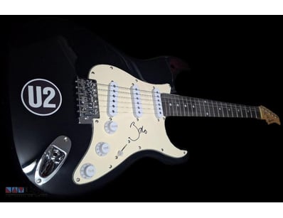U2'S BONO SIGNED ELECTRIC GUITAR

Bono, U 2 'S Leg...