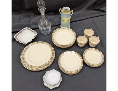 The Curio Collection (A996) - Lot 2098