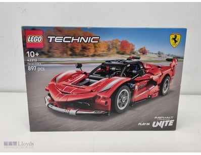 LEGO TECHNIC FERRARI FXX K SET 42212 - 897 PIECES
...