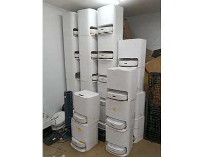 Dyson, Apple & Other Major Brand Reseller Liquid... - Lot 93