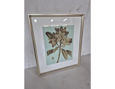 Quality Designer Furniture & Decor Clearance (A... - Lot 631